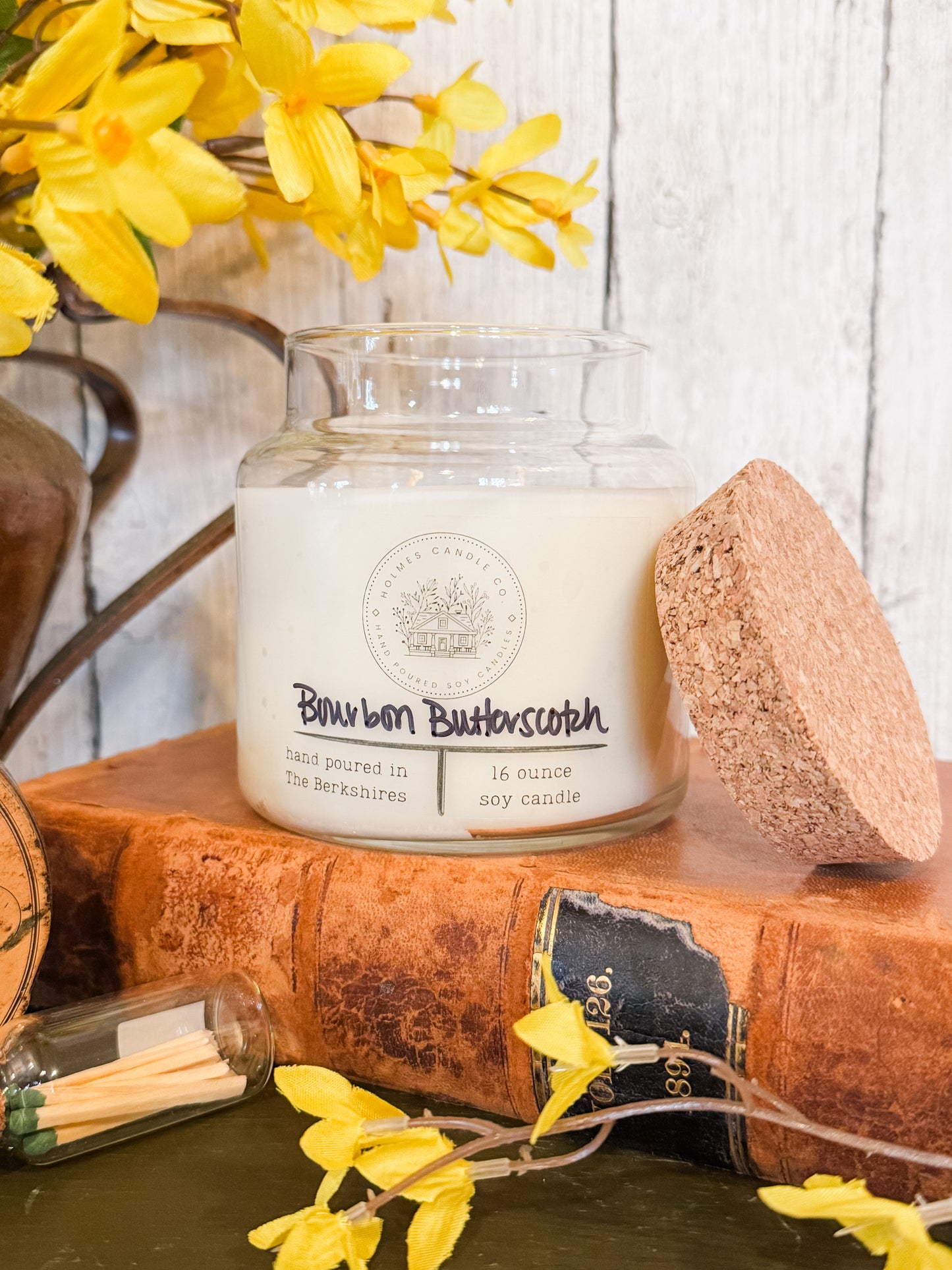 16 Ounce Soy Candle: Spring/Summer Collection