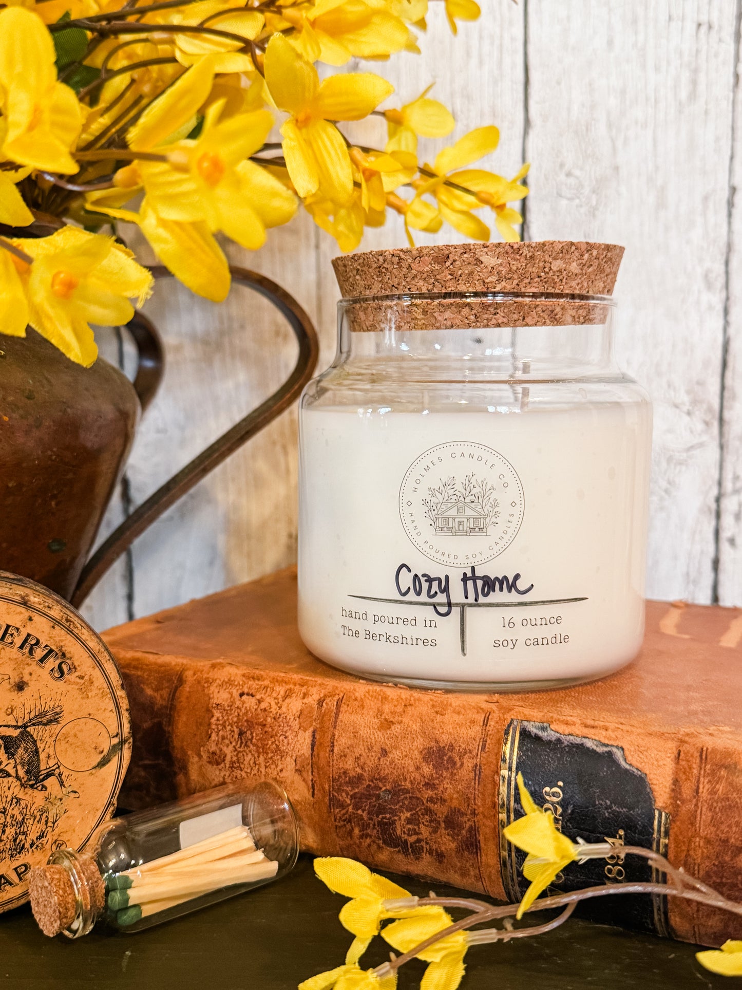 16 Ounce Soy Candle: Spring/Summer Collection