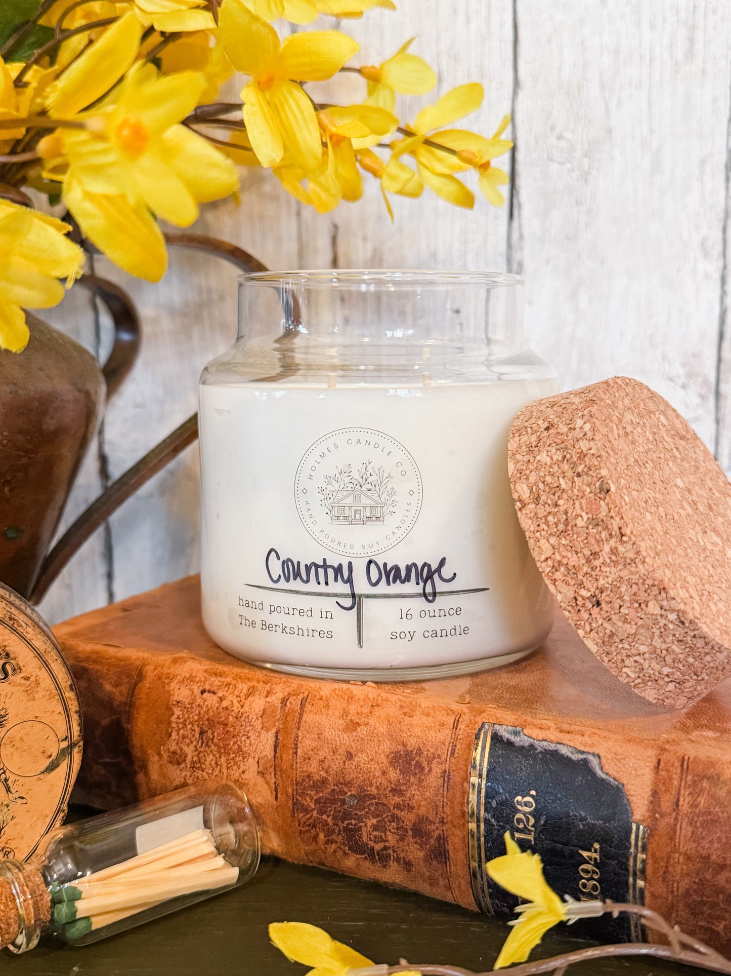16 Ounce Soy Candle: Spring/Summer Collection
