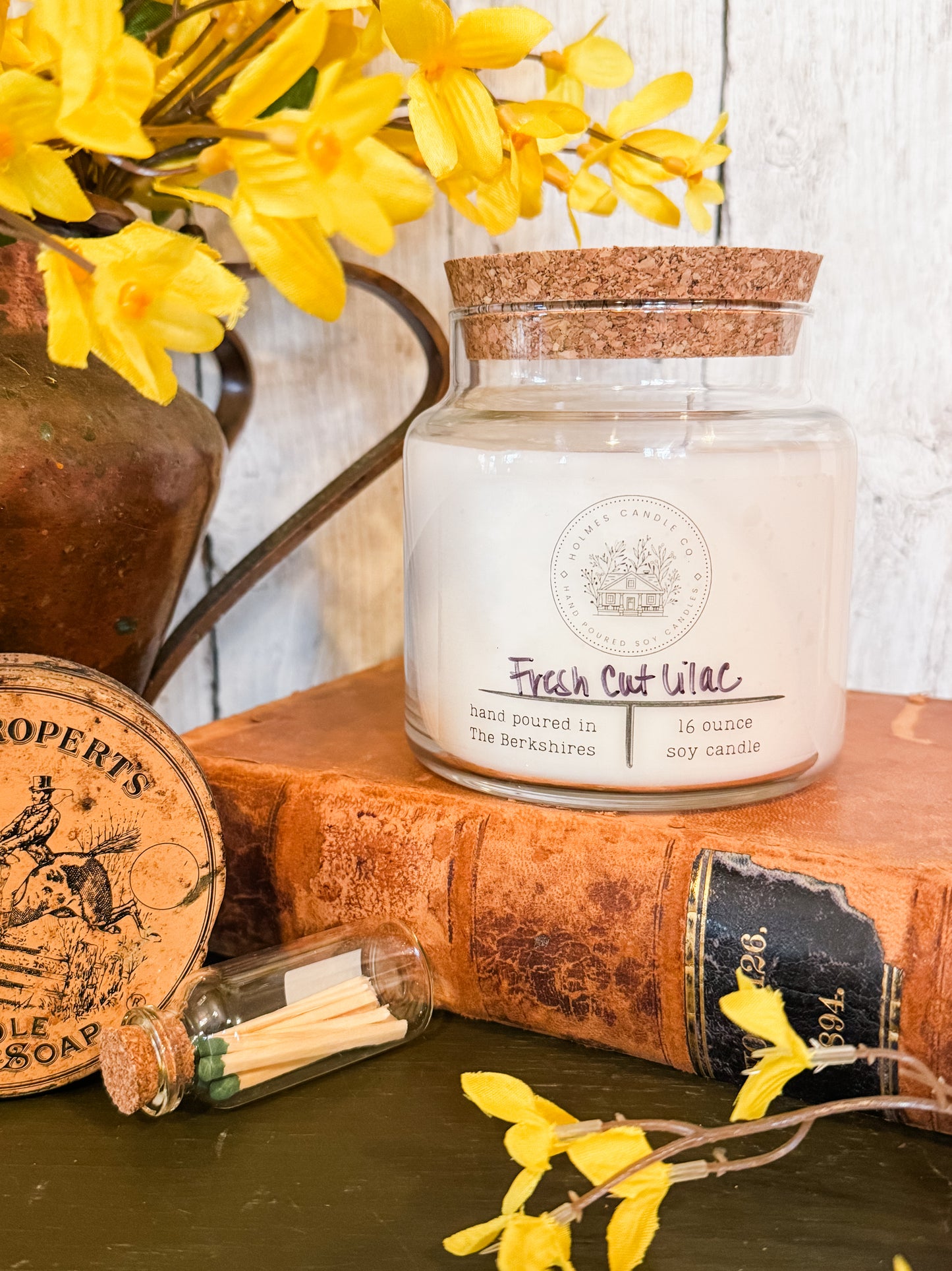 16 Ounce Soy Candle: Spring/Summer Collection