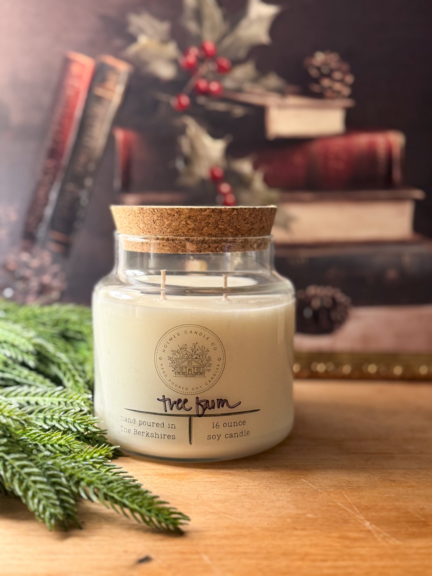 Holiday Collection: 16 Ounce Soy Candle