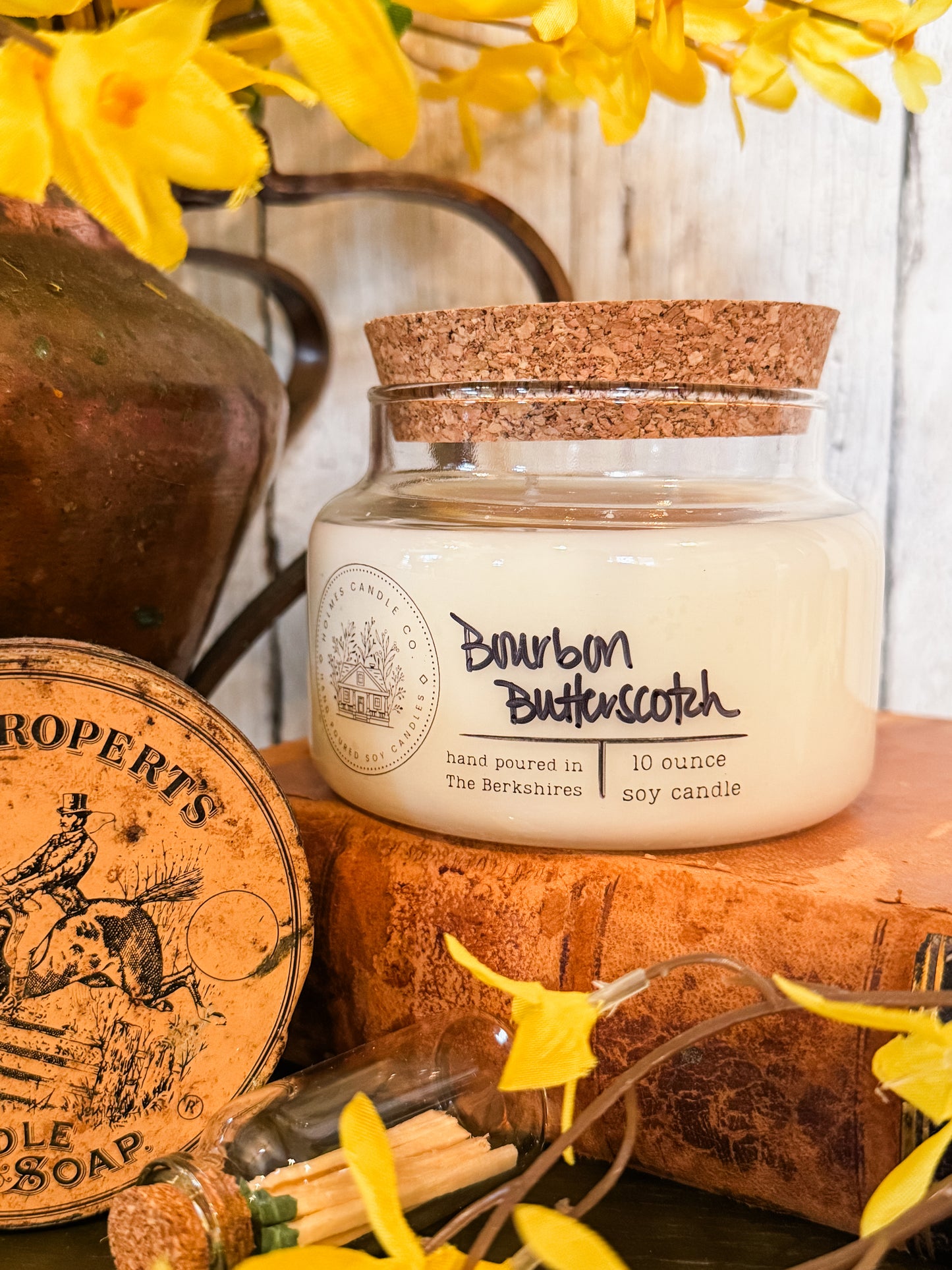 10 Ounce Soy Candle: Spring/Summer Collection
